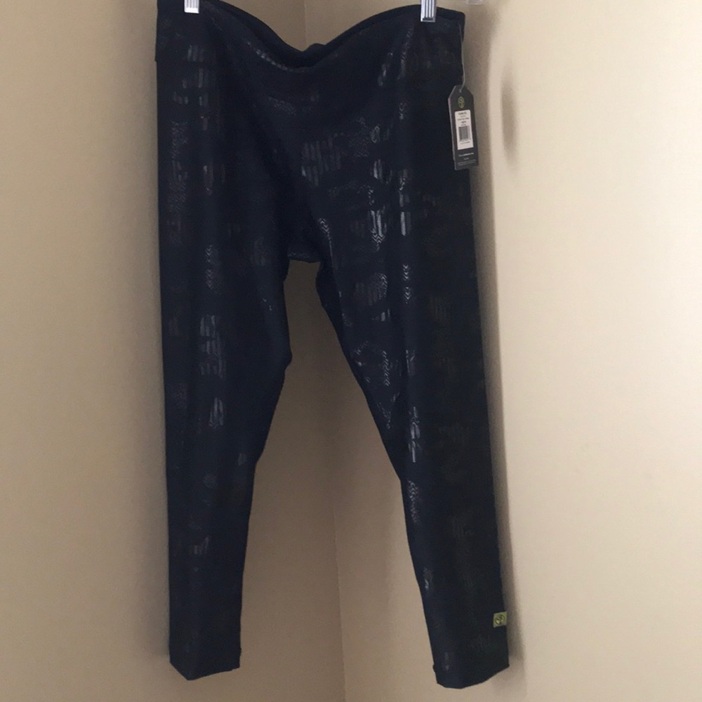 Zumba Camo ankle leggings